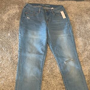 NWT Old navy rockstar MID RISE JEANS
